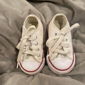 Children white converse